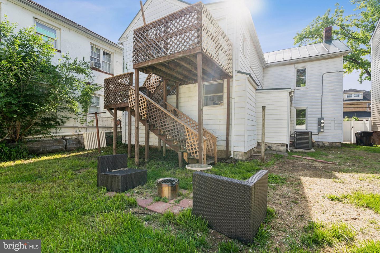 707 S BRADDOCK ST, WINCHESTER, Virginia 22601, 5 Bedrooms Bedrooms, ,2 BathroomsBathrooms,Residential,For sale,707 S BRADDOCK ST,VAWI2007716 MLS # VAWI2007716