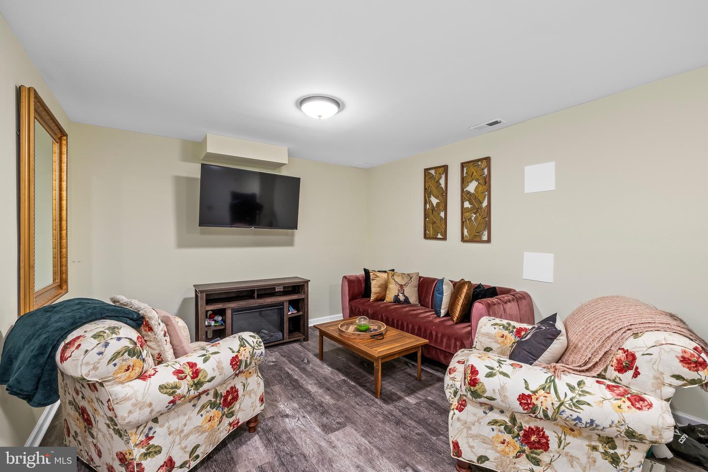 11606 NEW BOND ST, FREDERICKSBURG, Virginia 22408, 4 Bedrooms Bedrooms, ,2 BathroomsBathrooms,Residential,For sale,11606 NEW BOND ST,VASP2033288 MLS # VASP2033288