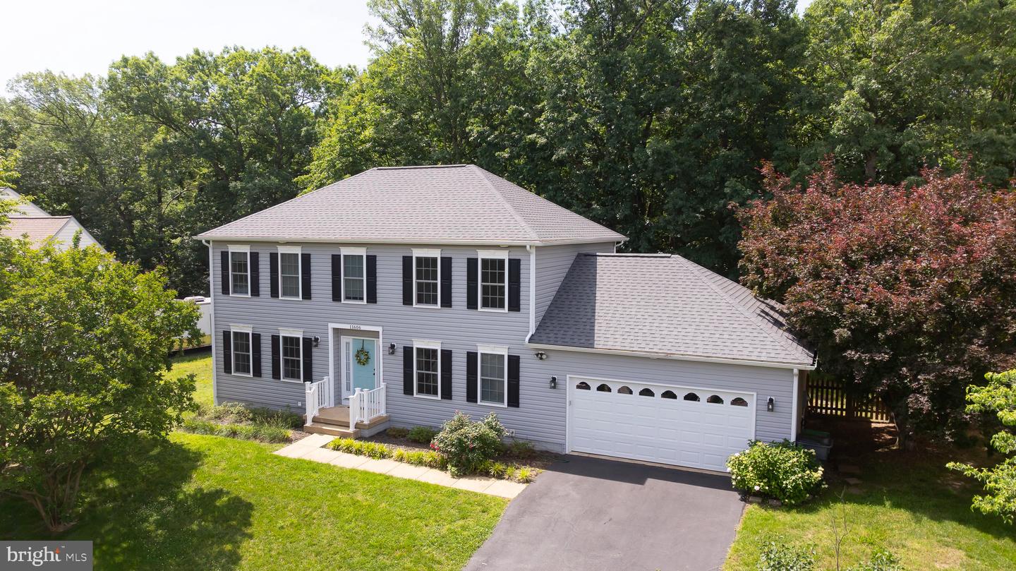 11606 NEW BOND ST, FREDERICKSBURG, Virginia 22408, 4 Bedrooms Bedrooms, ,2 BathroomsBathrooms,Residential,For sale,11606 NEW BOND ST,VASP2033288 MLS # VASP2033288