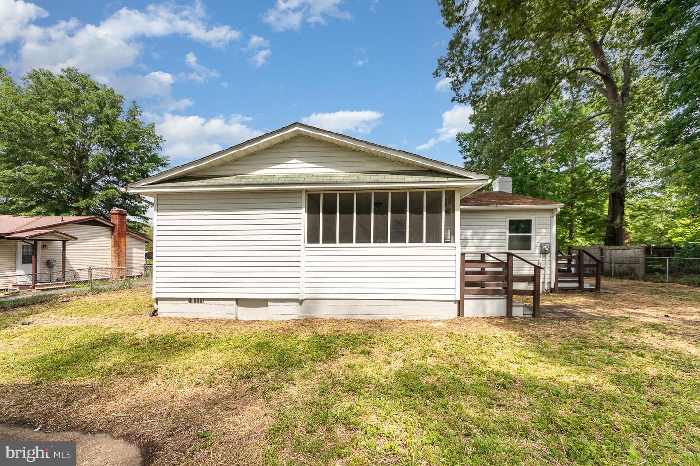 2502 EDGEWOOD DR, RUTHER GLEN, Virginia 22546, 3 Bedrooms Bedrooms, ,2 BathroomsBathrooms,Residential,For sale,2502 EDGEWOOD DR,VACV2008184 MLS # VACV2008184