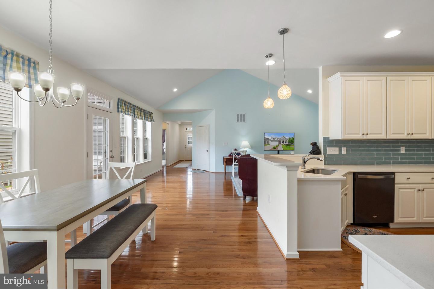 124 BLUETS DR, WHITE POST, Virginia 22663, 2 Bedrooms Bedrooms, ,2 BathroomsBathrooms,Residential,For sale,124 BLUETS DR,VAFV2034238 MLS # VAFV2034238