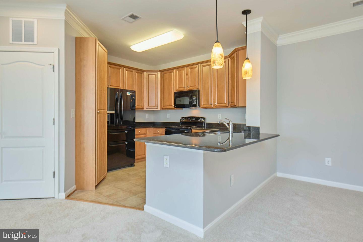 24701 BYRNE MEADOW SQ #402, ALDIE, Virginia 20105, 2 Bedrooms Bedrooms, ,2 BathroomsBathrooms,Residential,For sale,24701 BYRNE MEADOW SQ #402,VALO2096816 MLS # VALO2096816