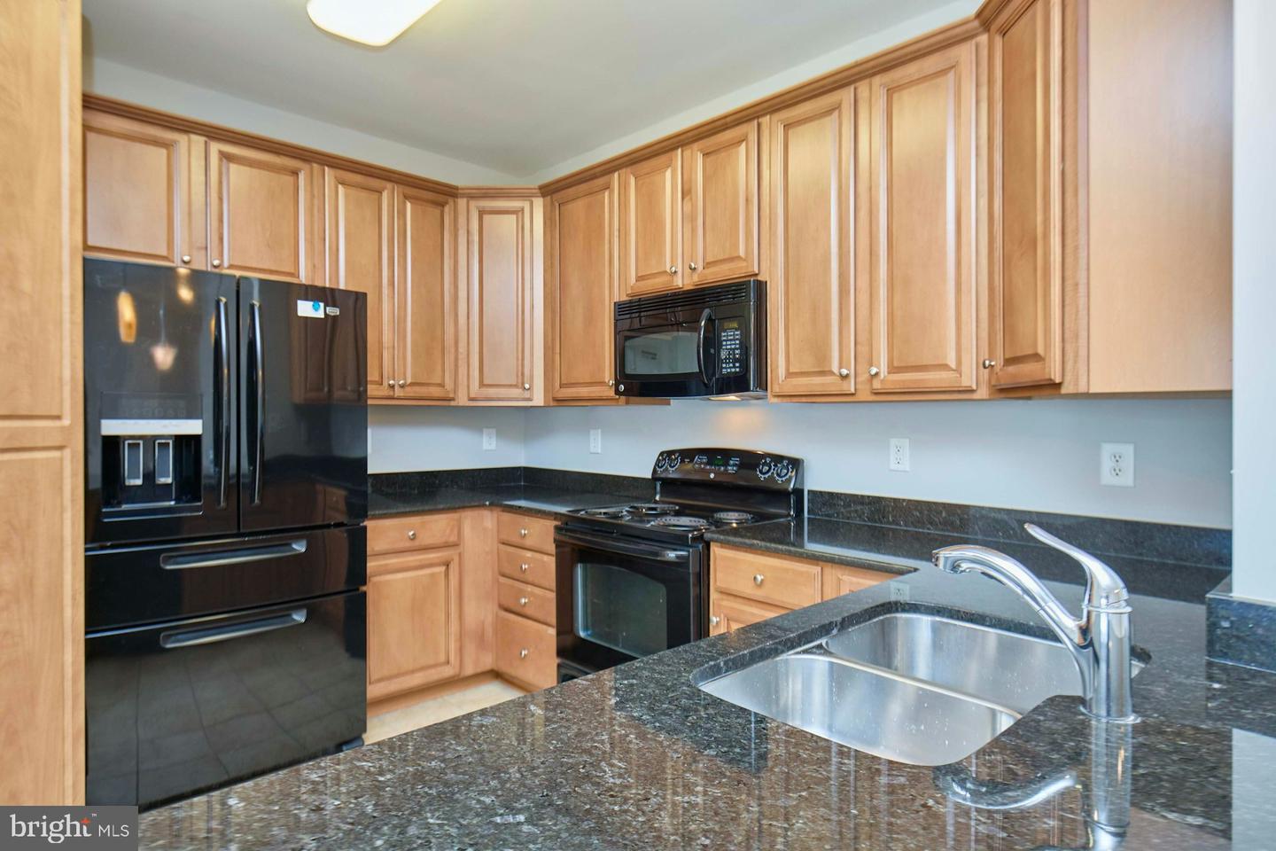 24701 BYRNE MEADOW SQ #402, ALDIE, Virginia 20105, 2 Bedrooms Bedrooms, ,2 BathroomsBathrooms,Residential,For sale,24701 BYRNE MEADOW SQ #402,VALO2096816 MLS # VALO2096816