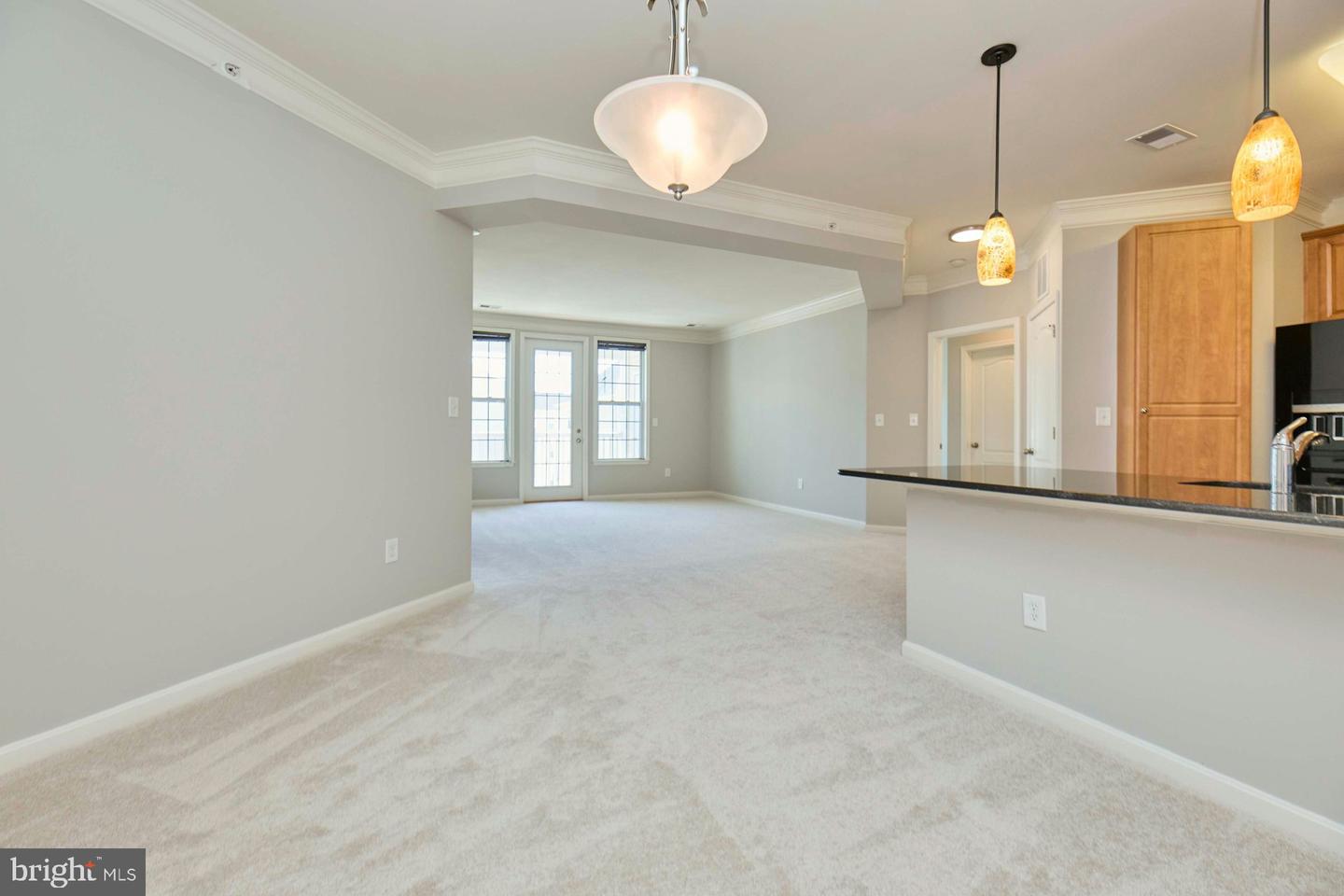 24701 BYRNE MEADOW SQ #402, ALDIE, Virginia 20105, 2 Bedrooms Bedrooms, ,2 BathroomsBathrooms,Residential,For sale,24701 BYRNE MEADOW SQ #402,VALO2096816 MLS # VALO2096816