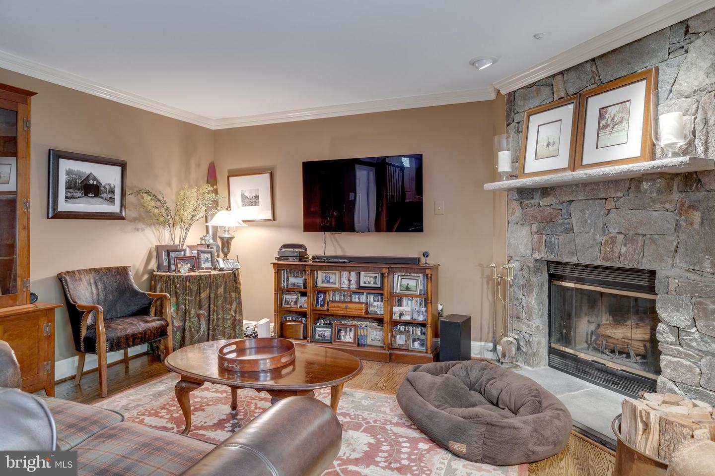 10451 BRECKINRIDGE LN, FAIRFAX, Virginia 22030, 3 Bedrooms Bedrooms, ,3 BathroomsBathrooms,Residential,For sale,10451 BRECKINRIDGE LN,VAFC2006340 MLS # VAFC2006340