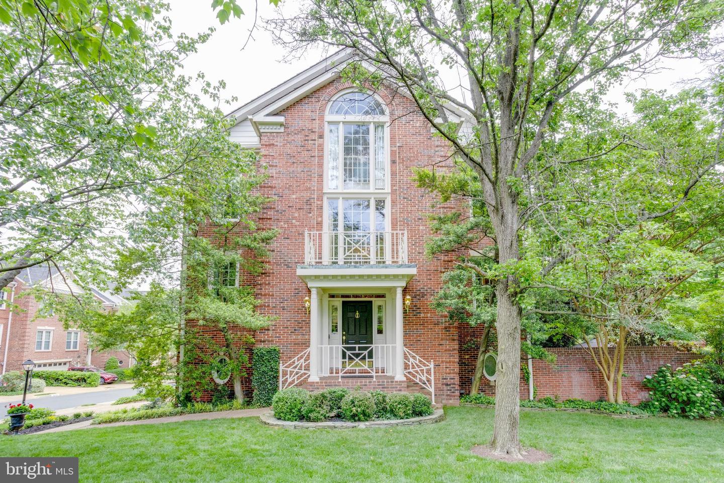 10451 BRECKINRIDGE LN, FAIRFAX, Virginia 22030, 3 Bedrooms Bedrooms, ,3 BathroomsBathrooms,Residential,For sale,10451 BRECKINRIDGE LN,VAFC2006340 MLS # VAFC2006340
