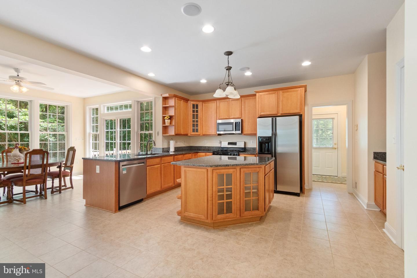 11907 SANDY HILL CT, SPOTSYLVANIA, Virginia 22553, 6 Bedrooms Bedrooms, ,4 BathroomsBathrooms,Residential,For sale,11907 SANDY HILL CT,VASP2033262 MLS # VASP2033262