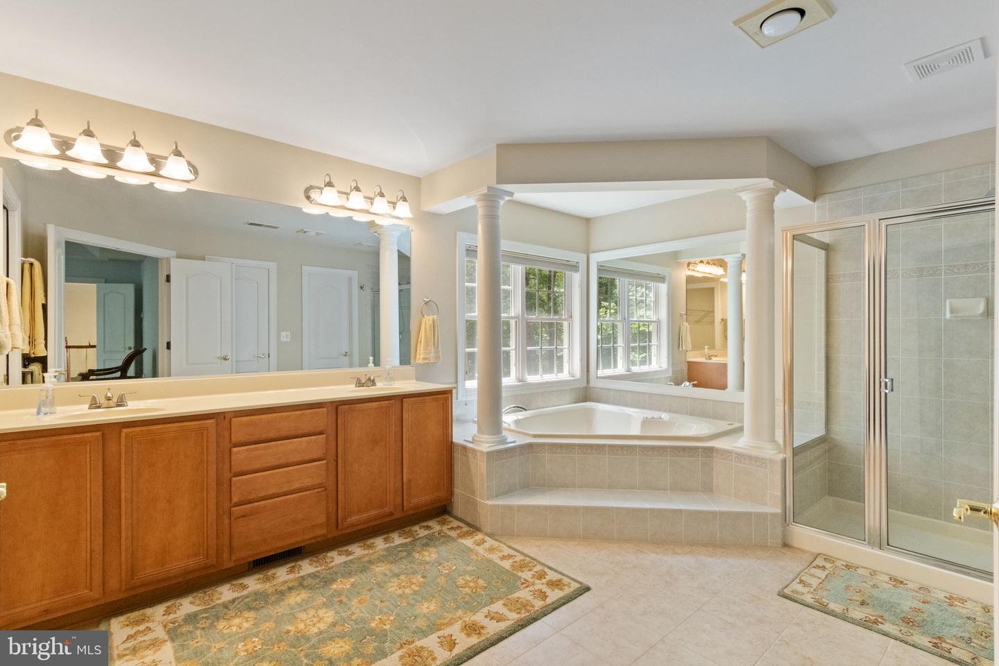 11907 SANDY HILL CT, SPOTSYLVANIA, Virginia 22553, 6 Bedrooms Bedrooms, ,4 BathroomsBathrooms,Residential,For sale,11907 SANDY HILL CT,VASP2033262 MLS # VASP2033262