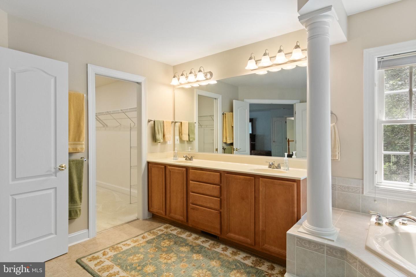11907 SANDY HILL CT, SPOTSYLVANIA, Virginia 22553, 6 Bedrooms Bedrooms, ,4 BathroomsBathrooms,Residential,For sale,11907 SANDY HILL CT,VASP2033262 MLS # VASP2033262