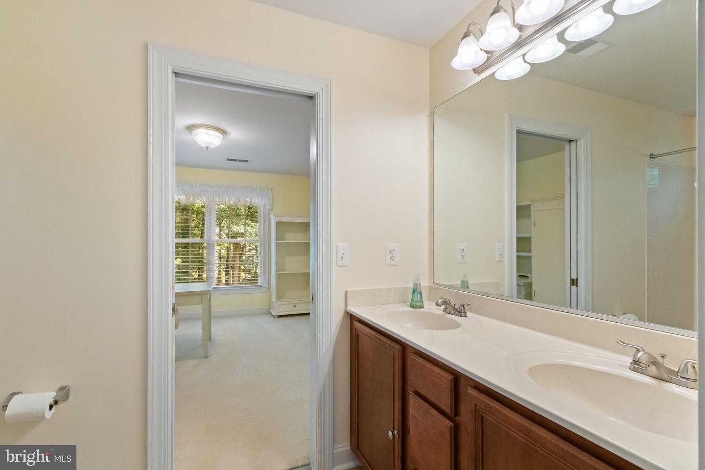 11907 SANDY HILL CT, SPOTSYLVANIA, Virginia 22553, 6 Bedrooms Bedrooms, ,4 BathroomsBathrooms,Residential,For sale,11907 SANDY HILL CT,VASP2033262 MLS # VASP2033262