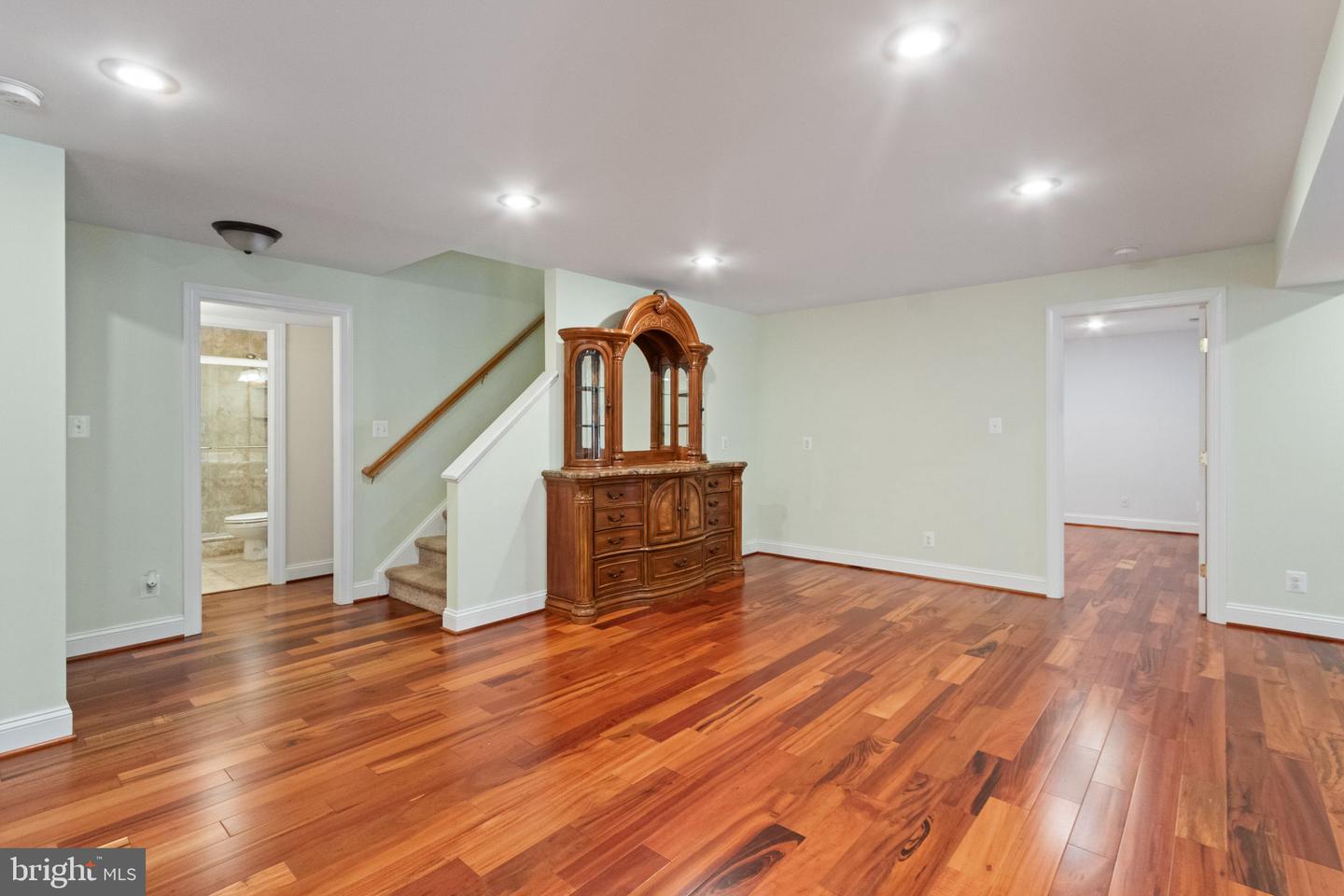 11907 SANDY HILL CT, SPOTSYLVANIA, Virginia 22553, 6 Bedrooms Bedrooms, ,4 BathroomsBathrooms,Residential,For sale,11907 SANDY HILL CT,VASP2033262 MLS # VASP2033262