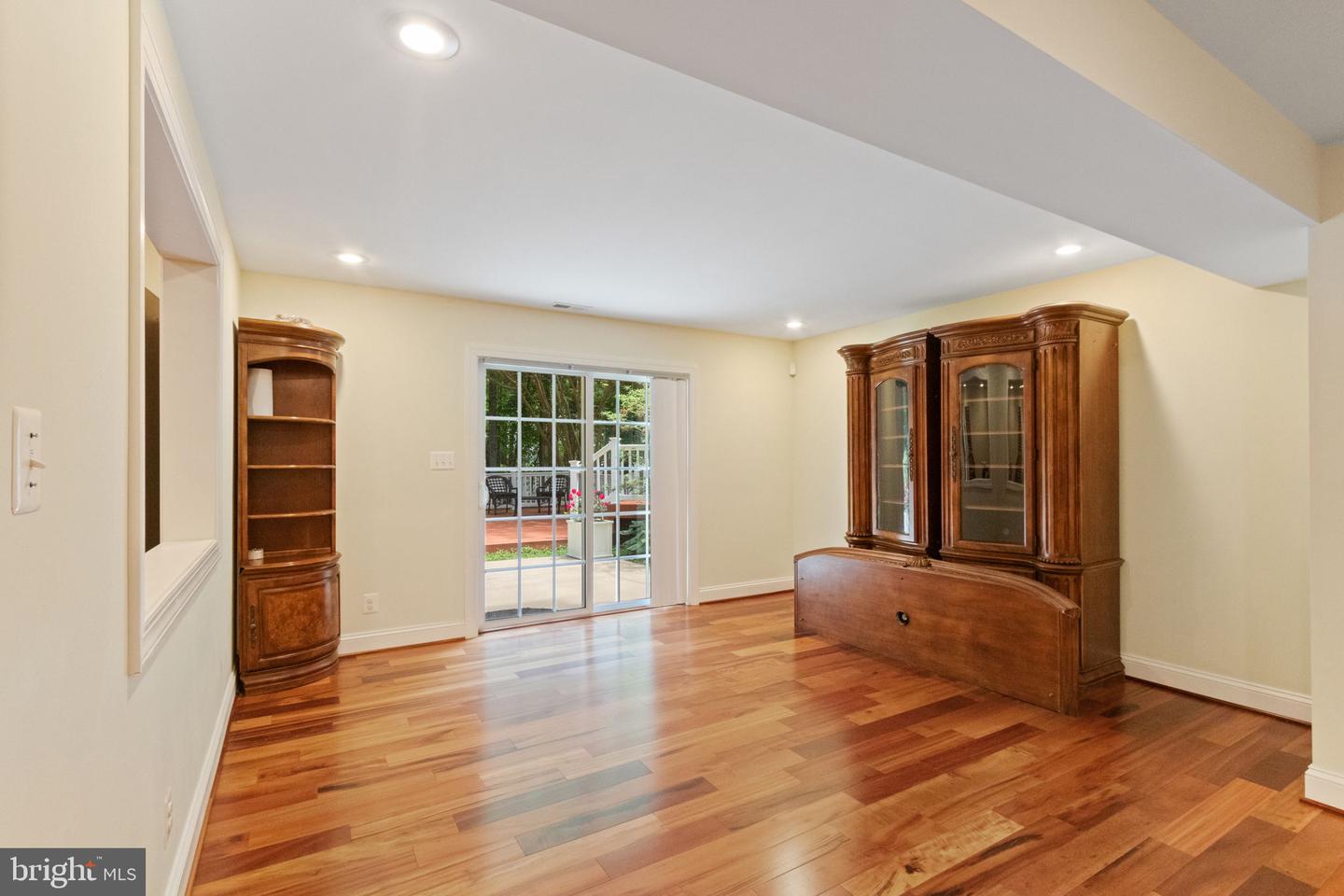 11907 SANDY HILL CT, SPOTSYLVANIA, Virginia 22553, 6 Bedrooms Bedrooms, ,4 BathroomsBathrooms,Residential,For sale,11907 SANDY HILL CT,VASP2033262 MLS # VASP2033262