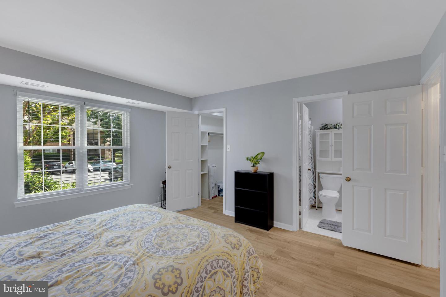 8822 TANGLEWOOD LN, MANASSAS, Virginia 20110, 2 Bedrooms Bedrooms, ,2 BathroomsBathrooms,Residential,For sale,8822 TANGLEWOOD LN,VAMN2008370 MLS # VAMN2008370