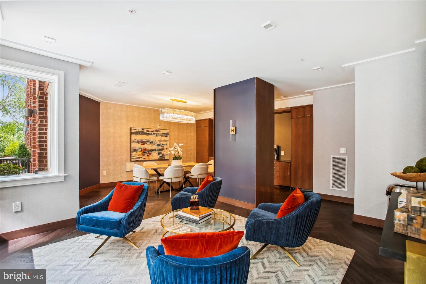 625 SLATERS LN #407, ALEXANDRIA, Virginia 22314, 2 Bedrooms Bedrooms, ,2 BathroomsBathrooms,Residential,For sale,625 SLATERS LN #407,VAAX2045514 MLS # VAAX2045514