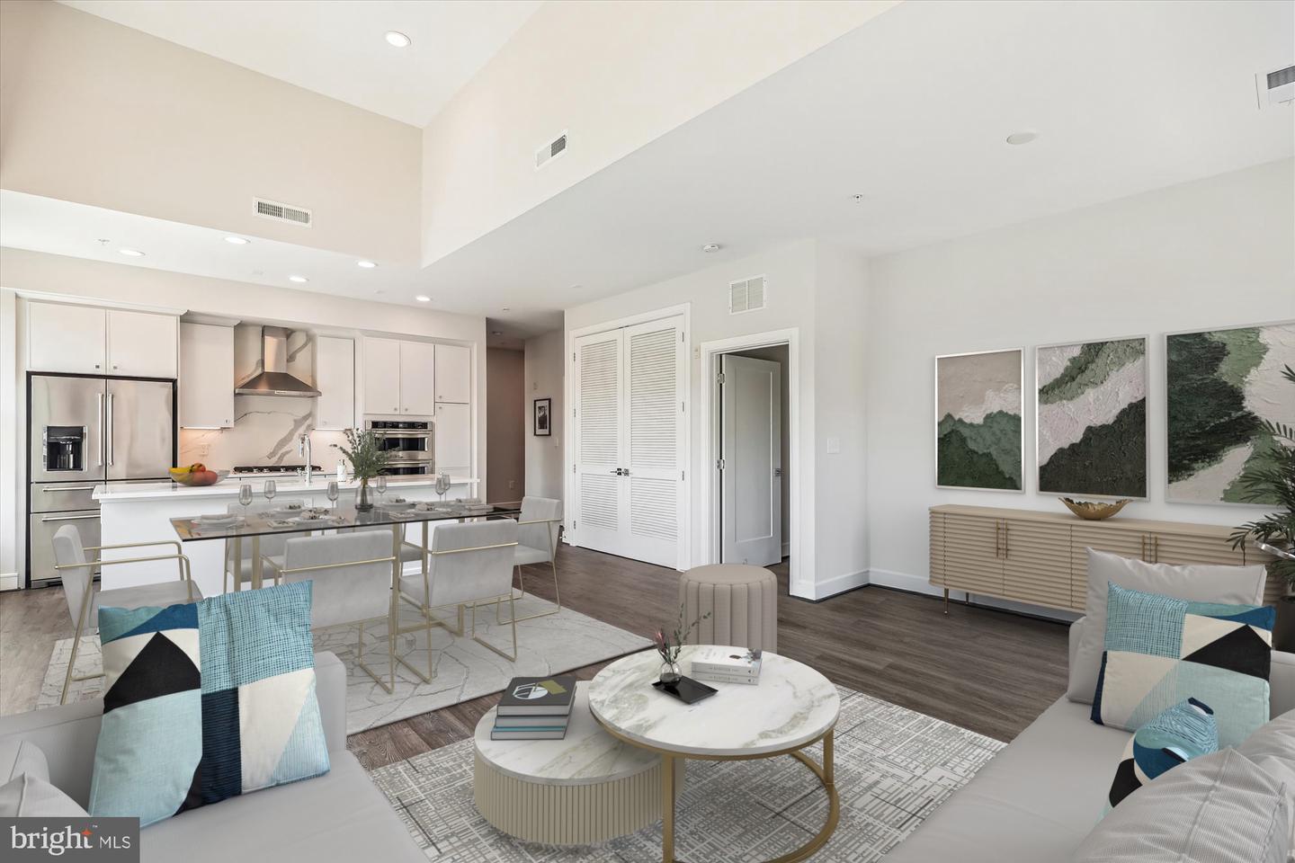 625 SLATERS LN #407, ALEXANDRIA, Virginia 22314, 2 Bedrooms Bedrooms, ,2 BathroomsBathrooms,Residential,For sale,625 SLATERS LN #407,VAAX2045514 MLS # VAAX2045514