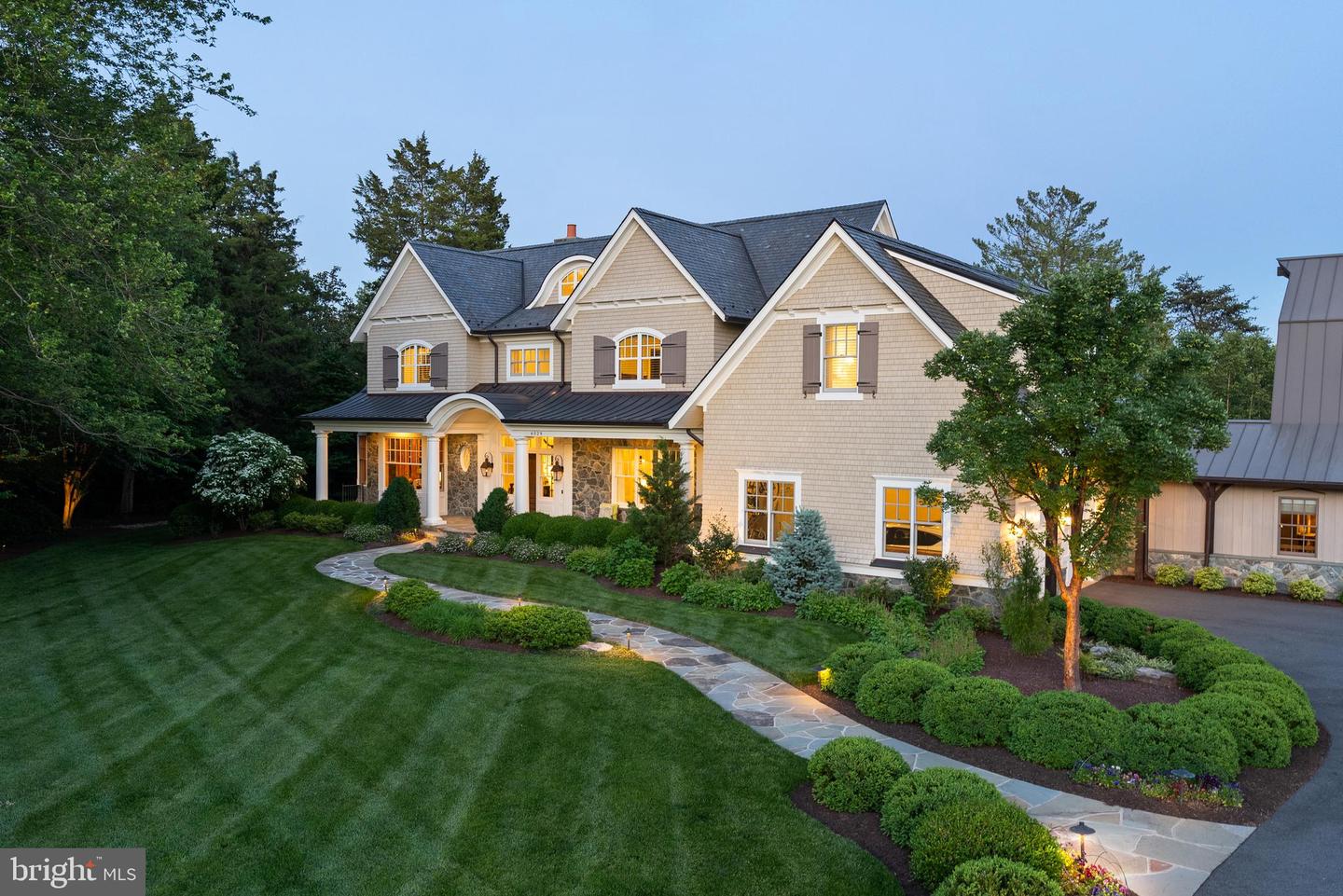 6529 SOTHORON RD, MCLEAN, Virginia 22101, 6 Bedrooms Bedrooms, ,8 BathroomsBathrooms,Residential,For sale,6529 SOTHORON RD,VAFX2242076 MLS # VAFX2242076