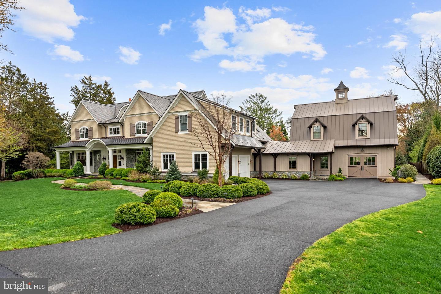 6529 SOTHORON RD, MCLEAN, Virginia 22101, 6 Bedrooms Bedrooms, ,8 BathroomsBathrooms,Residential,For sale,6529 SOTHORON RD,VAFX2242076 MLS # VAFX2242076