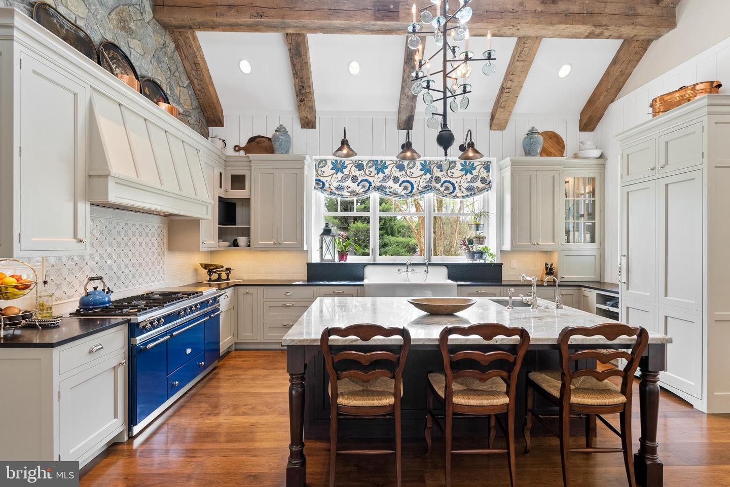 6529 SOTHORON RD, MCLEAN, Virginia 22101, 6 Bedrooms Bedrooms, ,8 BathroomsBathrooms,Residential,For sale,6529 SOTHORON RD,VAFX2242076 MLS # VAFX2242076