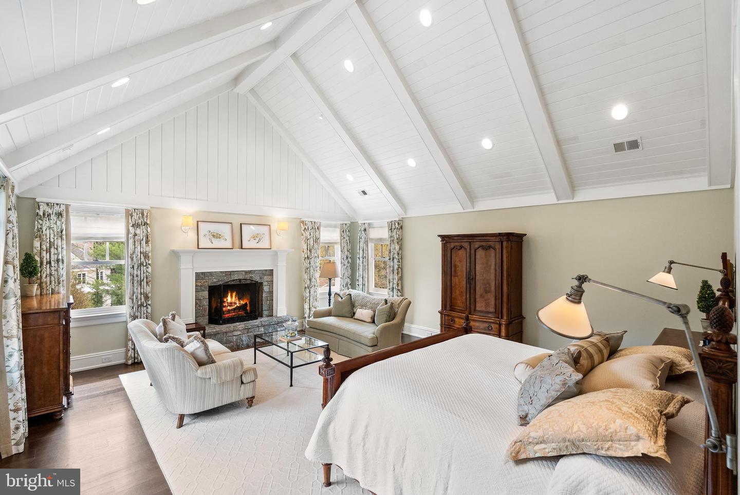 6529 SOTHORON RD, MCLEAN, Virginia 22101, 6 Bedrooms Bedrooms, ,8 BathroomsBathrooms,Residential,For sale,6529 SOTHORON RD,VAFX2242076 MLS # VAFX2242076