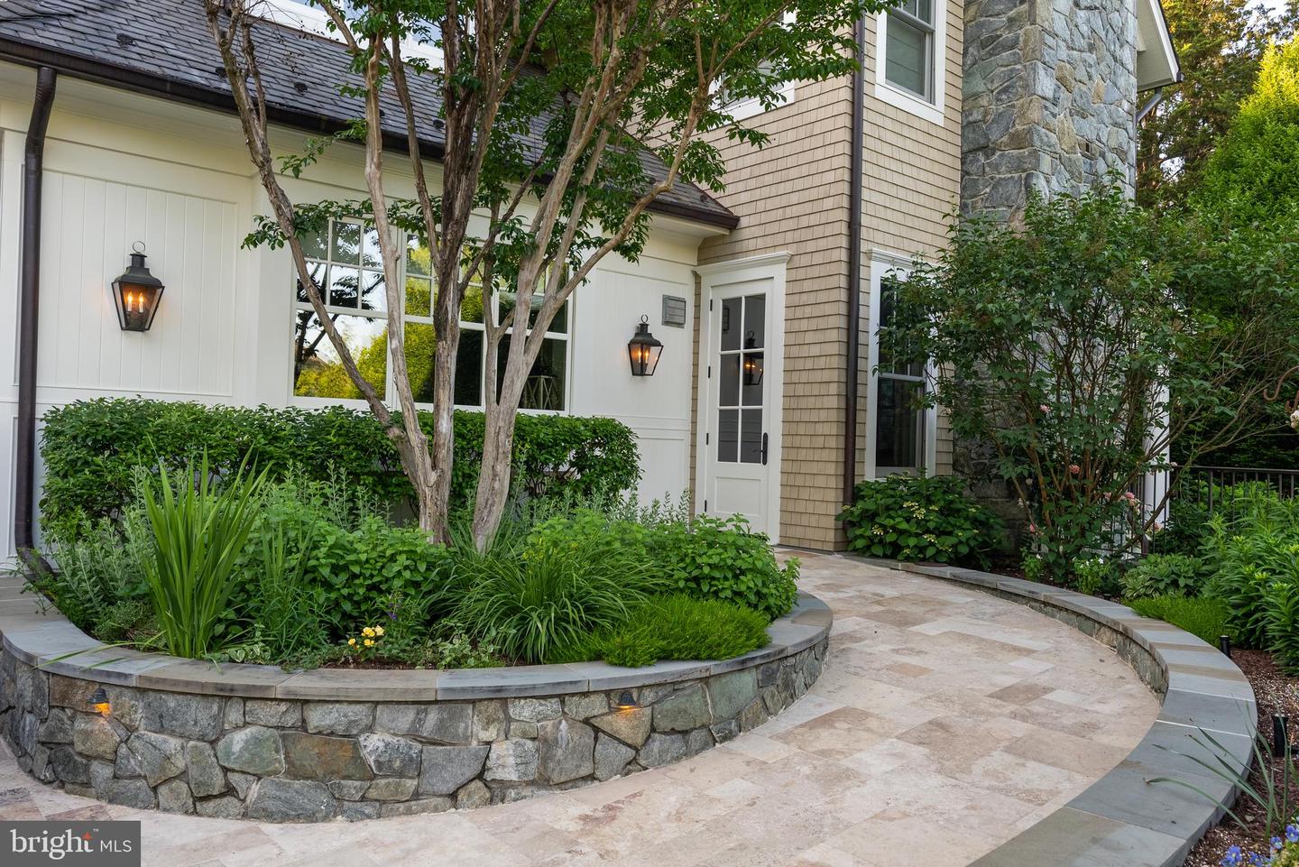 6529 SOTHORON RD, MCLEAN, Virginia 22101, 6 Bedrooms Bedrooms, ,8 BathroomsBathrooms,Residential,For sale,6529 SOTHORON RD,VAFX2242076 MLS # VAFX2242076