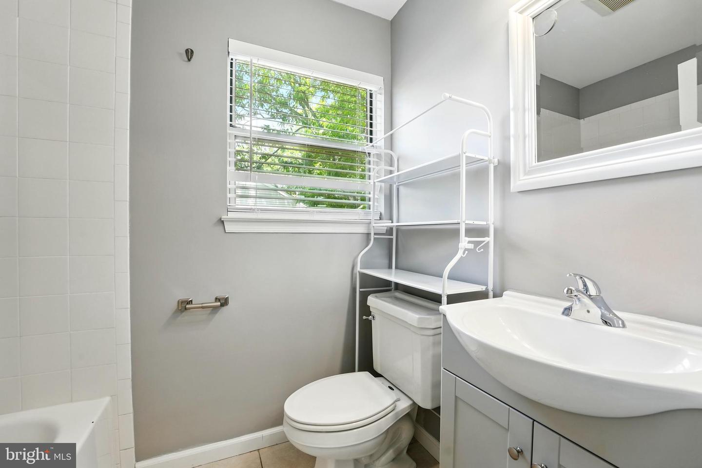 386 FALMOUTH ST, WARRENTON, Virginia 20186, 2 Bedrooms Bedrooms, ,2 BathroomsBathrooms,Residential,For sale,386 FALMOUTH ST,VAFQ2016710 MLS # VAFQ2016710