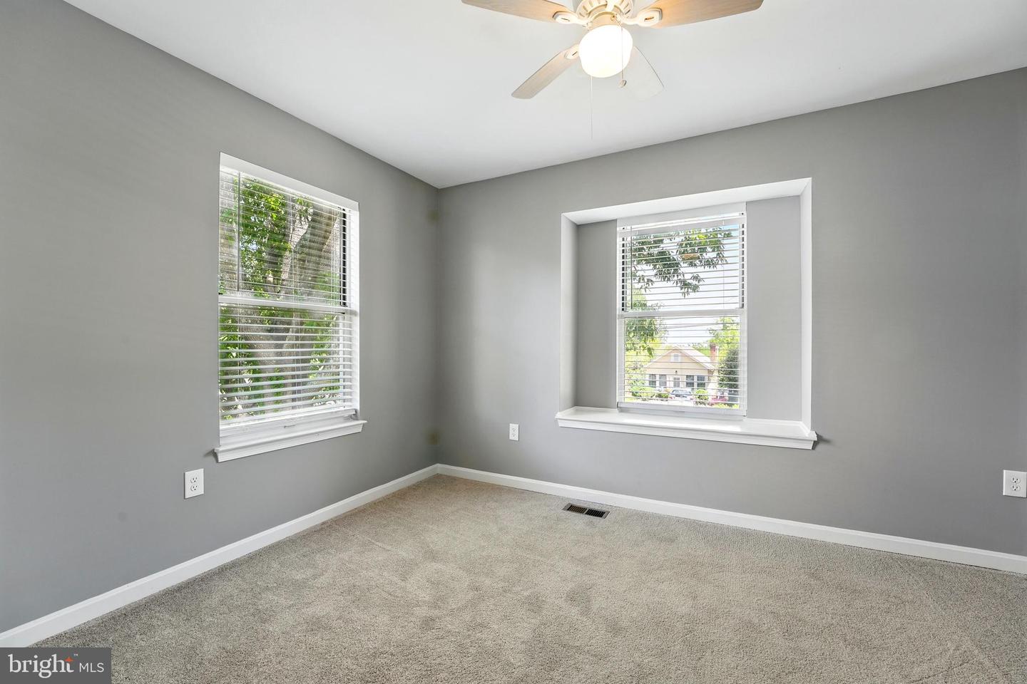 386 FALMOUTH ST, WARRENTON, Virginia 20186, 2 Bedrooms Bedrooms, ,2 BathroomsBathrooms,Residential,For sale,386 FALMOUTH ST,VAFQ2016710 MLS # VAFQ2016710
