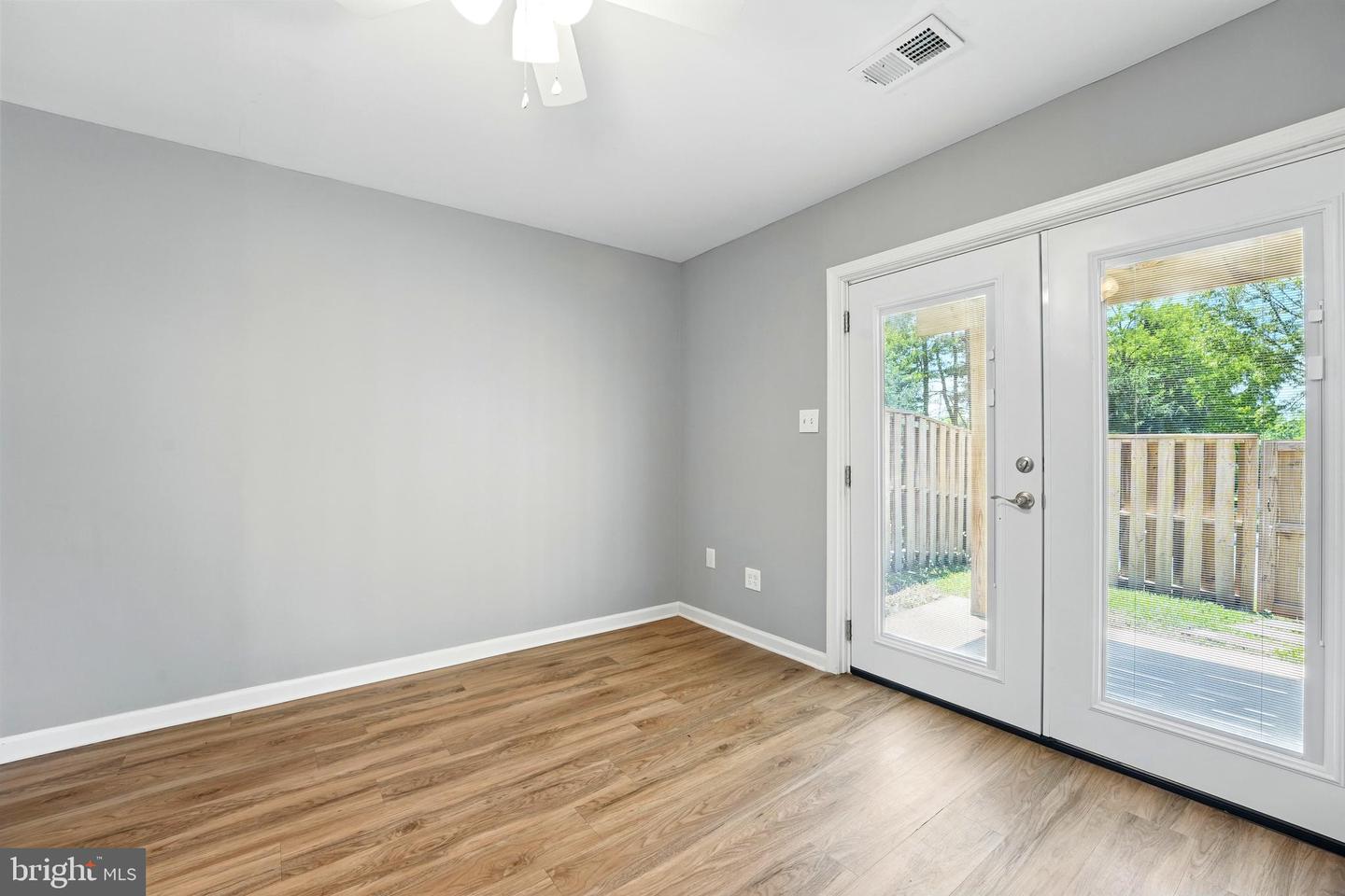 386 FALMOUTH ST, WARRENTON, Virginia 20186, 2 Bedrooms Bedrooms, ,2 BathroomsBathrooms,Residential,For sale,386 FALMOUTH ST,VAFQ2016710 MLS # VAFQ2016710