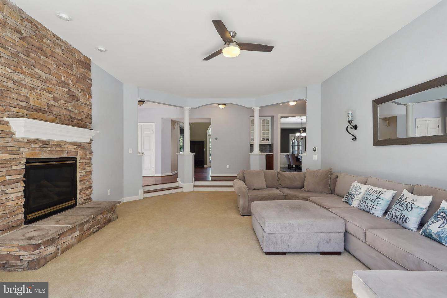 14517 CHAMBERRY CIR, HAYMARKET, Virginia 20169, 5 Bedrooms Bedrooms, ,4 BathroomsBathrooms,Residential,For sale,14517 CHAMBERRY CIR,VAPW2095166 MLS # VAPW2095166