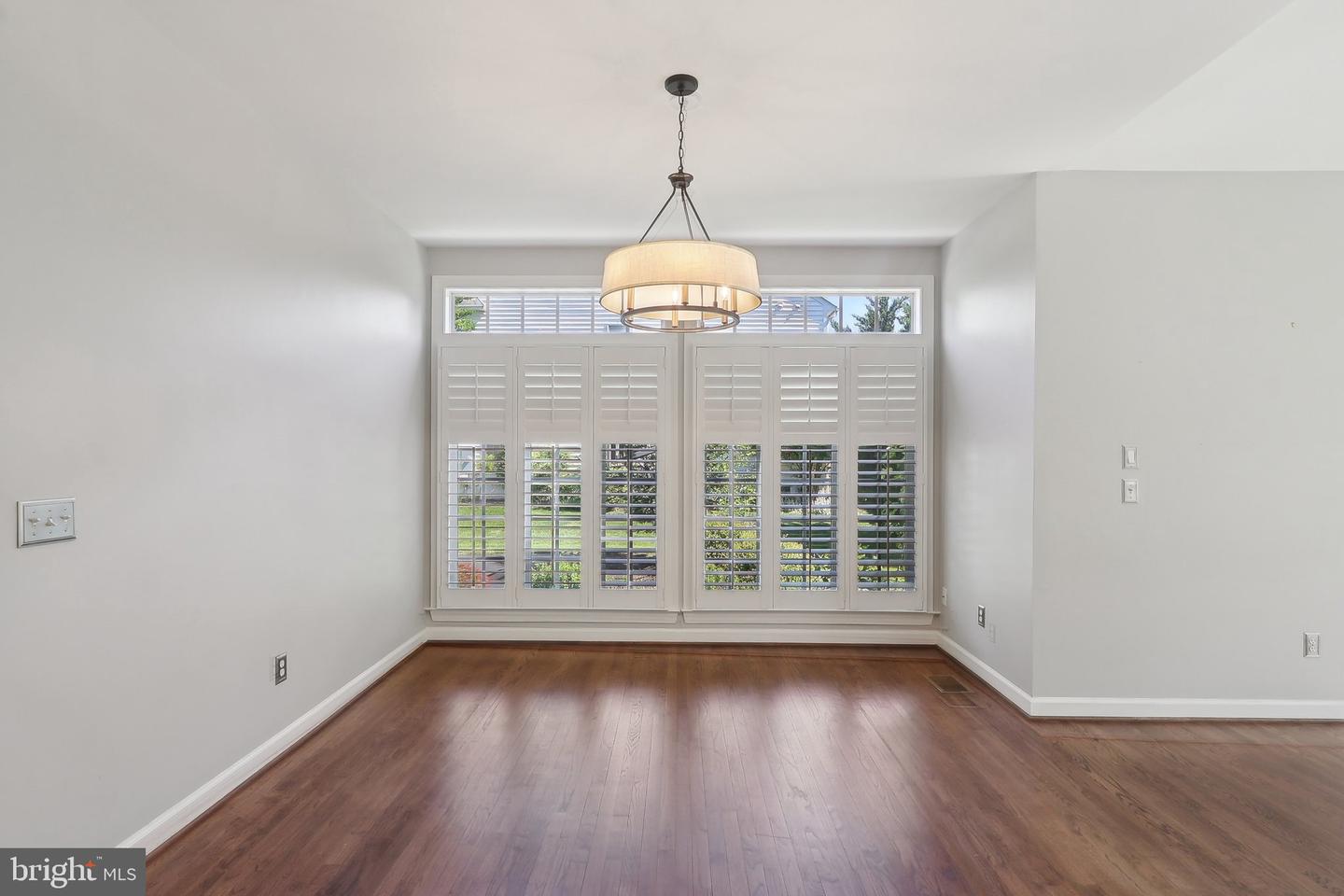 14517 CHAMBERRY CIR, HAYMARKET, Virginia 20169, 5 Bedrooms Bedrooms, ,4 BathroomsBathrooms,Residential,For sale,14517 CHAMBERRY CIR,VAPW2095166 MLS # VAPW2095166