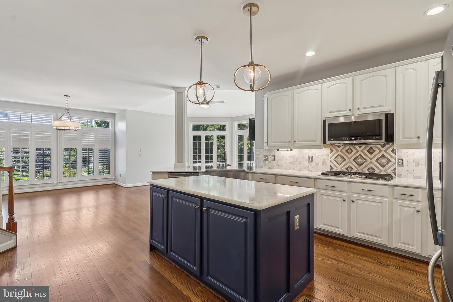 14517 CHAMBERRY CIR, HAYMARKET, Virginia 20169, 5 Bedrooms Bedrooms, ,4 BathroomsBathrooms,Residential,For sale,14517 CHAMBERRY CIR,VAPW2095166 MLS # VAPW2095166
