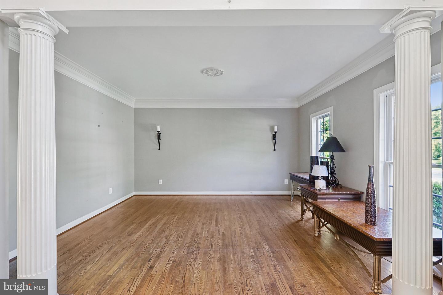 14517 CHAMBERRY CIR, HAYMARKET, Virginia 20169, 5 Bedrooms Bedrooms, ,4 BathroomsBathrooms,Residential,For sale,14517 CHAMBERRY CIR,VAPW2095166 MLS # VAPW2095166