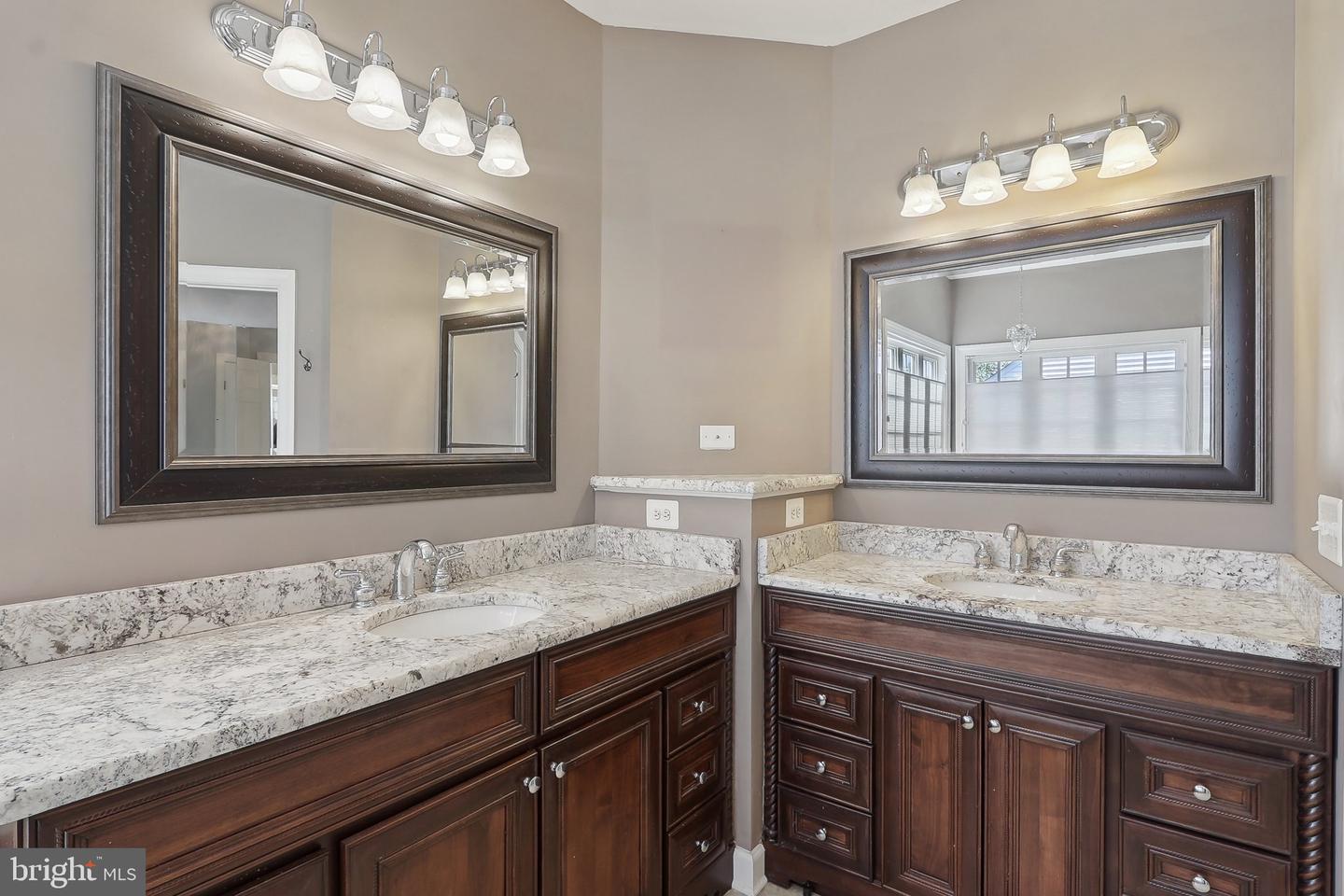 14517 CHAMBERRY CIR, HAYMARKET, Virginia 20169, 5 Bedrooms Bedrooms, ,4 BathroomsBathrooms,Residential,For sale,14517 CHAMBERRY CIR,VAPW2095166 MLS # VAPW2095166