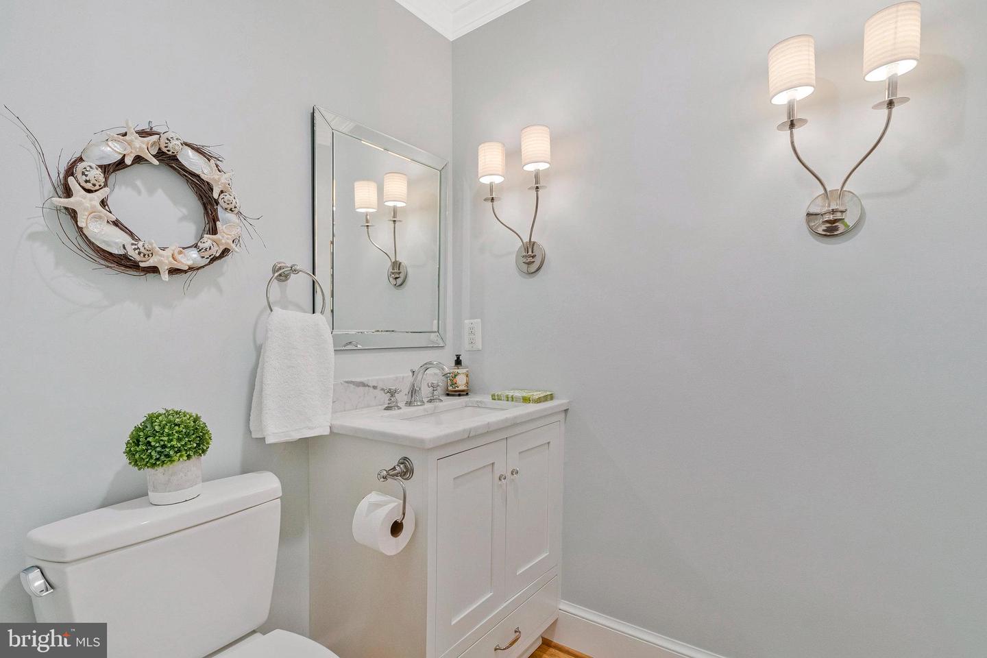 1052 LEIGH MILL RD, GREAT FALLS, Virginia 22066, 5 Bedrooms Bedrooms, 22 Rooms Rooms,3 BathroomsBathrooms,Residential,For sale,1052 LEIGH MILL RD,VAFX2242182 MLS # VAFX2242182