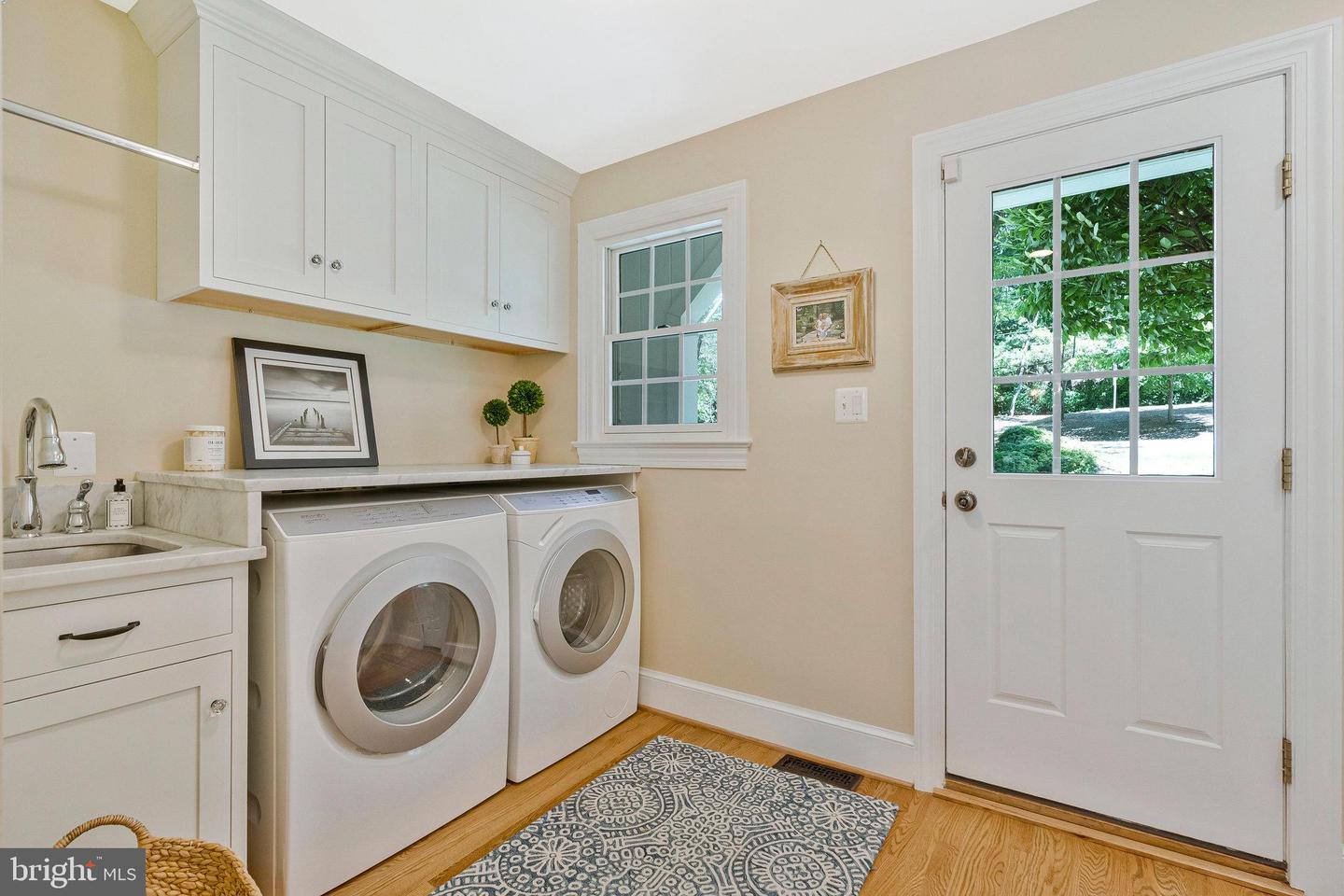 1052 LEIGH MILL RD, GREAT FALLS, Virginia 22066, 5 Bedrooms Bedrooms, 22 Rooms Rooms,3 BathroomsBathrooms,Residential,For sale,1052 LEIGH MILL RD,VAFX2242182 MLS # VAFX2242182