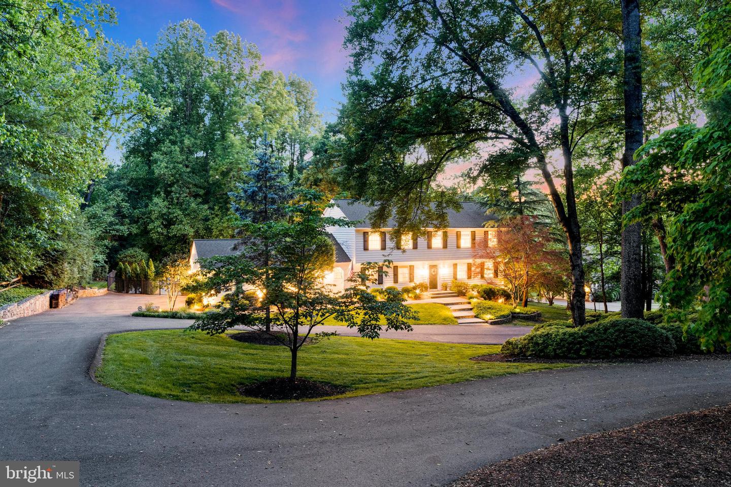 1052 LEIGH MILL RD, GREAT FALLS, Virginia 22066, 5 Bedrooms Bedrooms, 22 Rooms Rooms,3 BathroomsBathrooms,Residential,For sale,1052 LEIGH MILL RD,VAFX2242182 MLS # VAFX2242182