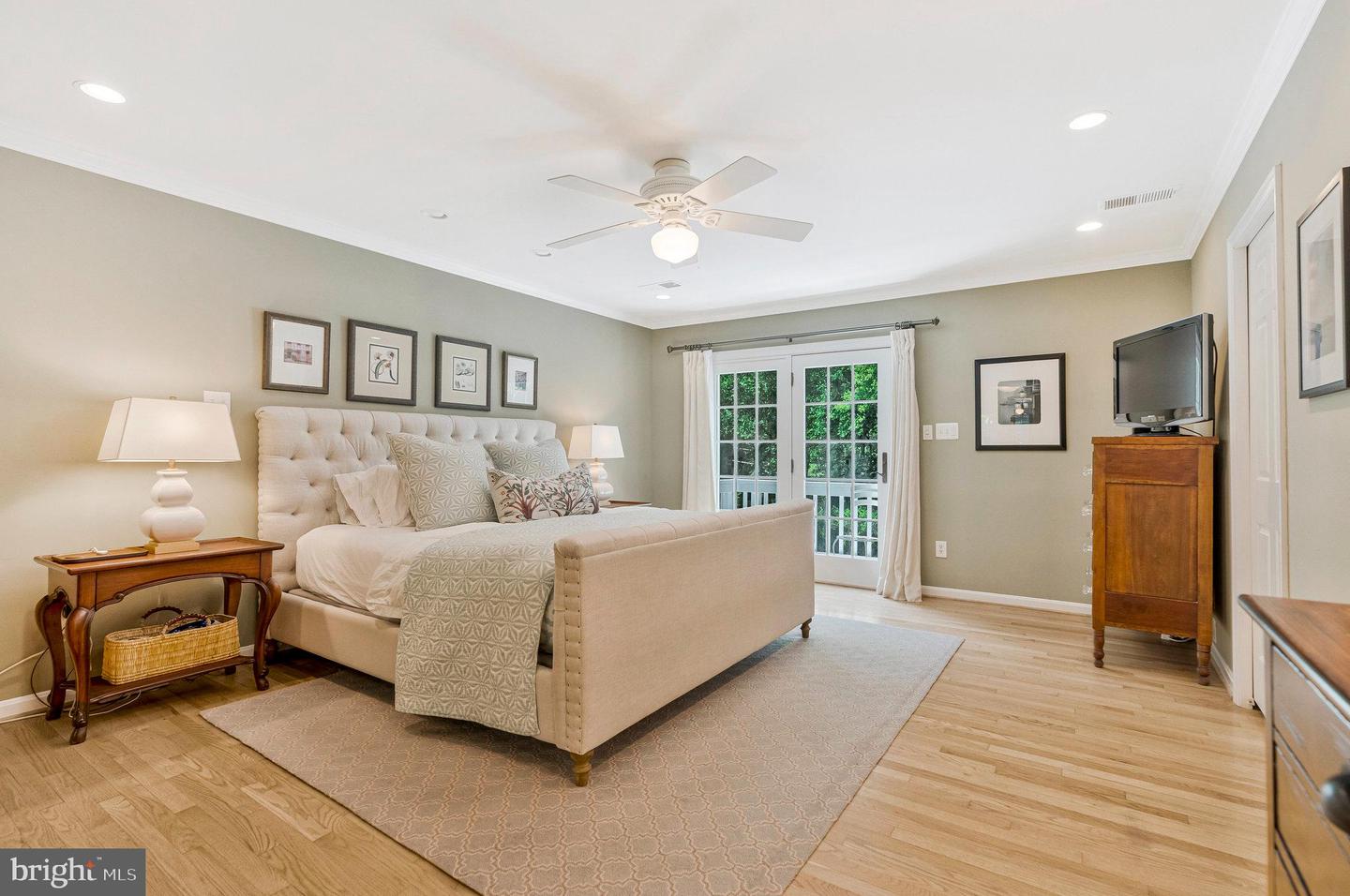 1052 LEIGH MILL RD, GREAT FALLS, Virginia 22066, 5 Bedrooms Bedrooms, 22 Rooms Rooms,3 BathroomsBathrooms,Residential,For sale,1052 LEIGH MILL RD,VAFX2242182 MLS # VAFX2242182