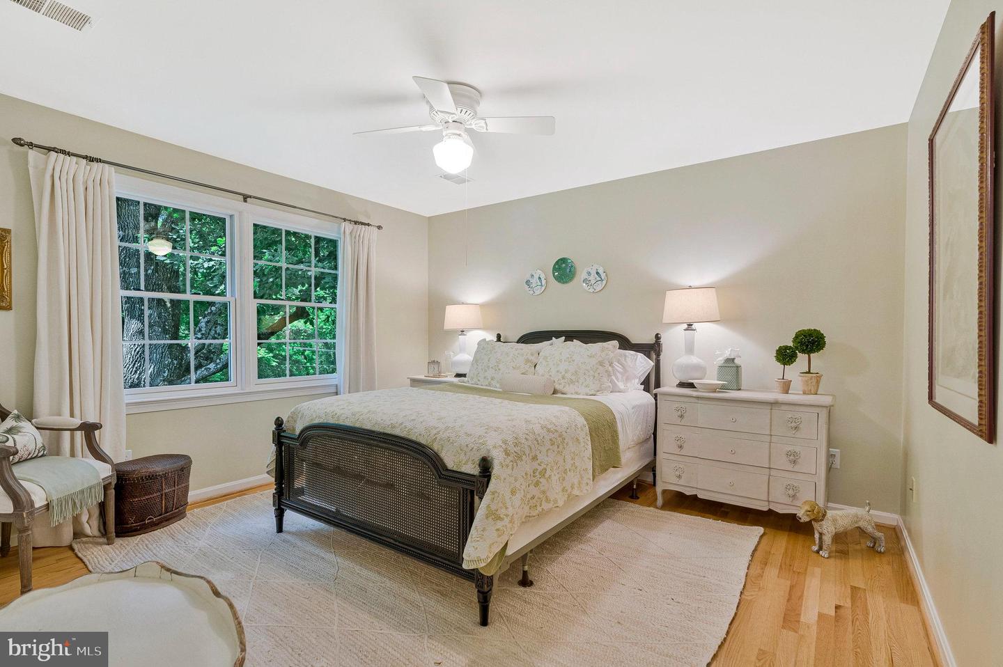 1052 LEIGH MILL RD, GREAT FALLS, Virginia 22066, 5 Bedrooms Bedrooms, 22 Rooms Rooms,3 BathroomsBathrooms,Residential,For sale,1052 LEIGH MILL RD,VAFX2242182 MLS # VAFX2242182