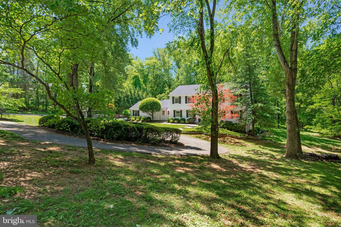 1052 LEIGH MILL RD, GREAT FALLS, Virginia 22066, 5 Bedrooms Bedrooms, 22 Rooms Rooms,3 BathroomsBathrooms,Residential,For sale,1052 LEIGH MILL RD,VAFX2242182 MLS # VAFX2242182