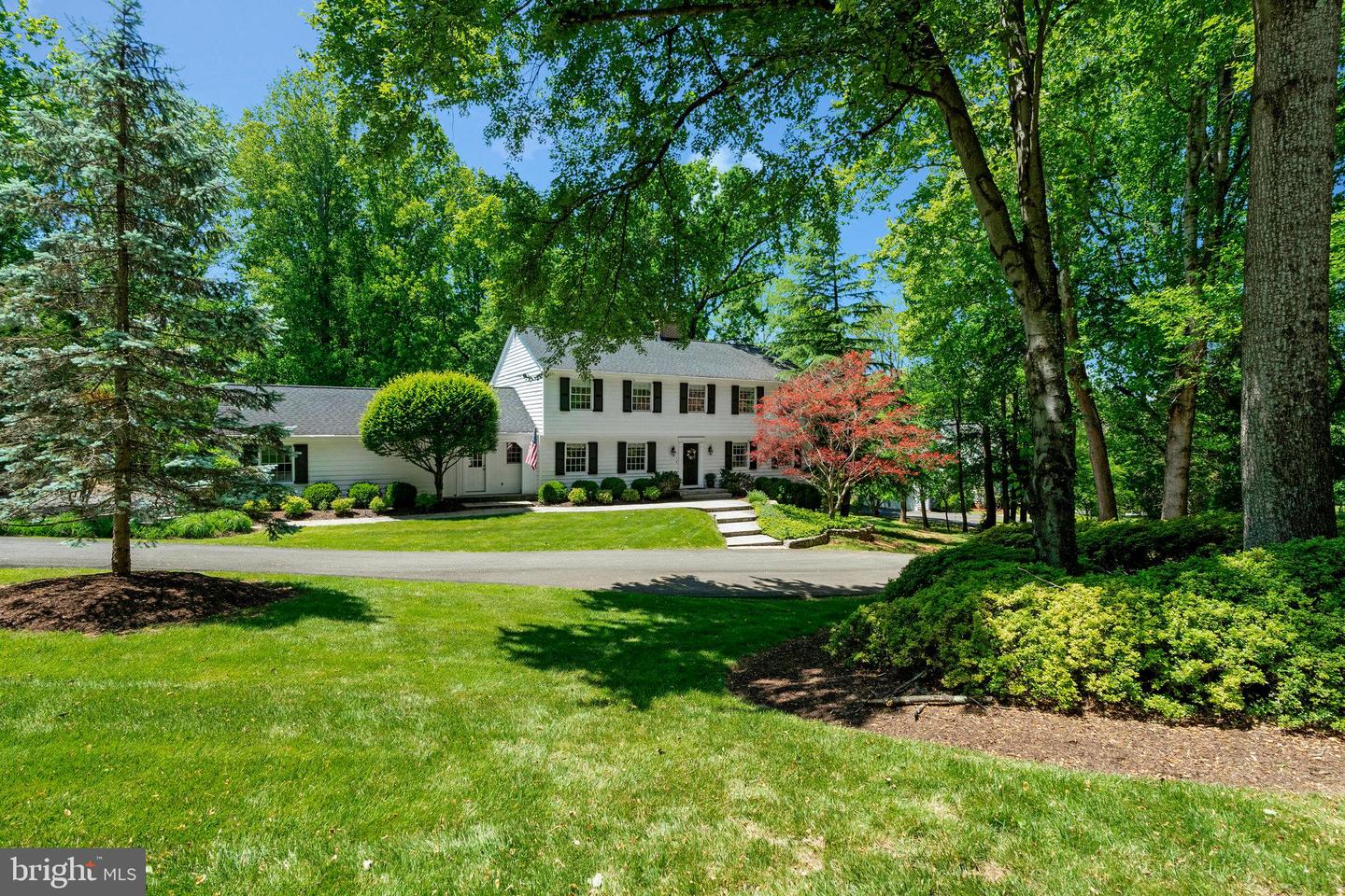 1052 LEIGH MILL RD, GREAT FALLS, Virginia 22066, 5 Bedrooms Bedrooms, 22 Rooms Rooms,3 BathroomsBathrooms,Residential,For sale,1052 LEIGH MILL RD,VAFX2242182 MLS # VAFX2242182