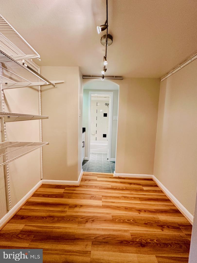 1300 ARMY NAVY DR #1010, ARLINGTON, Virginia 22202, 1 Bedroom Bedrooms, ,1 BathroomBathrooms,Residential,For sale,1300 ARMY NAVY DR #1010,VAAR2057942 MLS # VAAR2057942