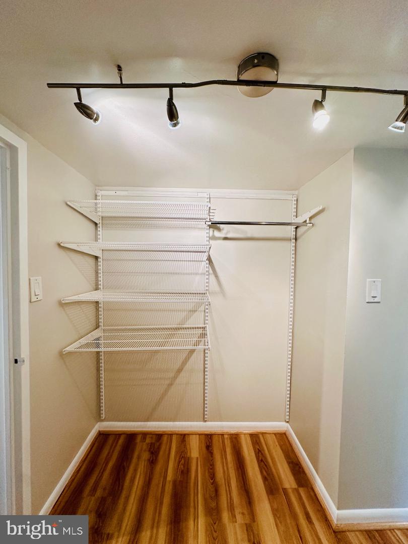 1300 ARMY NAVY DR #1010, ARLINGTON, Virginia 22202, 1 Bedroom Bedrooms, ,1 BathroomBathrooms,Residential,For sale,1300 ARMY NAVY DR #1010,VAAR2057942 MLS # VAAR2057942