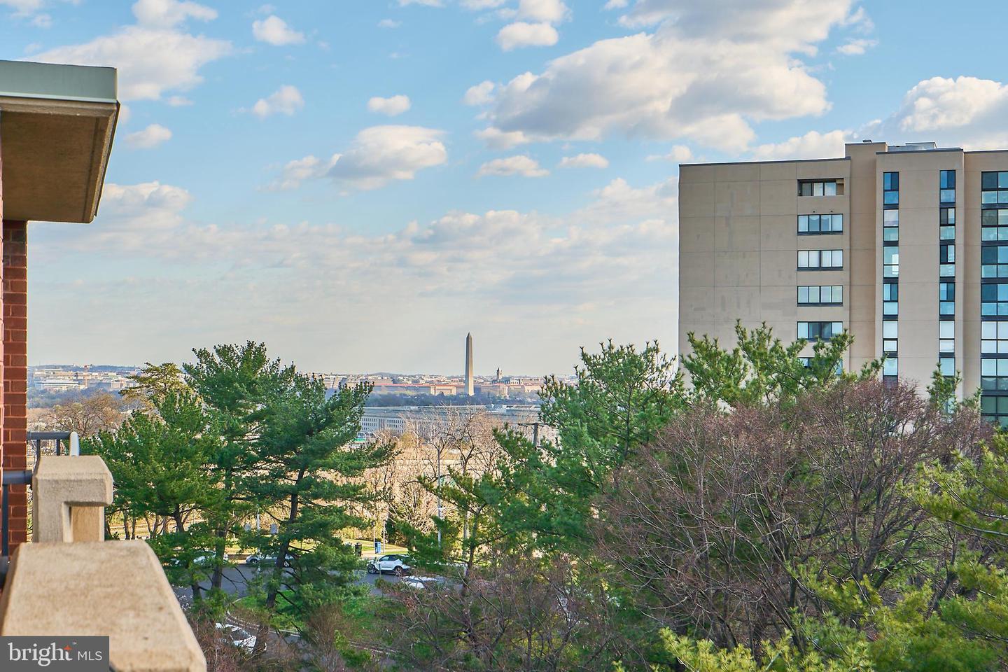 1300 ARMY NAVY DR #1010, ARLINGTON, Virginia 22202, 1 Bedroom Bedrooms, ,1 BathroomBathrooms,Residential,For sale,1300 ARMY NAVY DR #1010,VAAR2057942 MLS # VAAR2057942