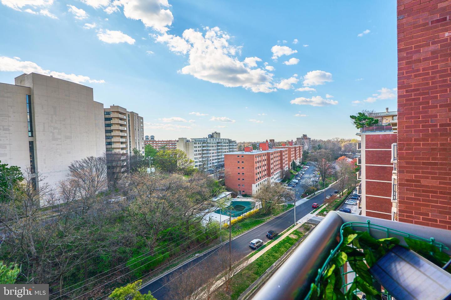 1300 ARMY NAVY DR #1010, ARLINGTON, Virginia 22202, 1 Bedroom Bedrooms, ,1 BathroomBathrooms,Residential,For sale,1300 ARMY NAVY DR #1010,VAAR2057942 MLS # VAAR2057942