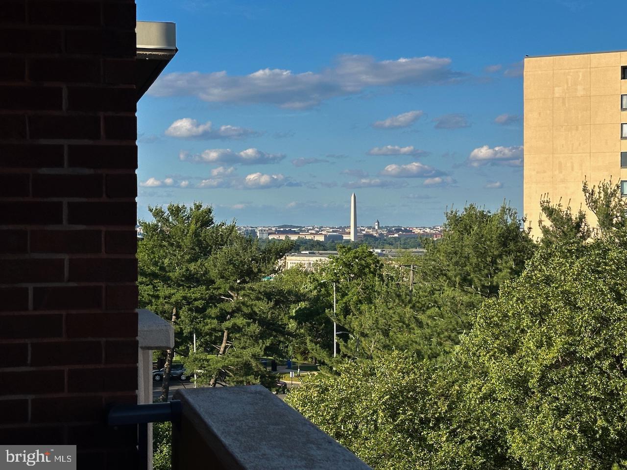 1300 ARMY NAVY DR #1010, ARLINGTON, Virginia 22202, 1 Bedroom Bedrooms, ,1 BathroomBathrooms,Residential,For sale,1300 ARMY NAVY DR #1010,VAAR2057942 MLS # VAAR2057942