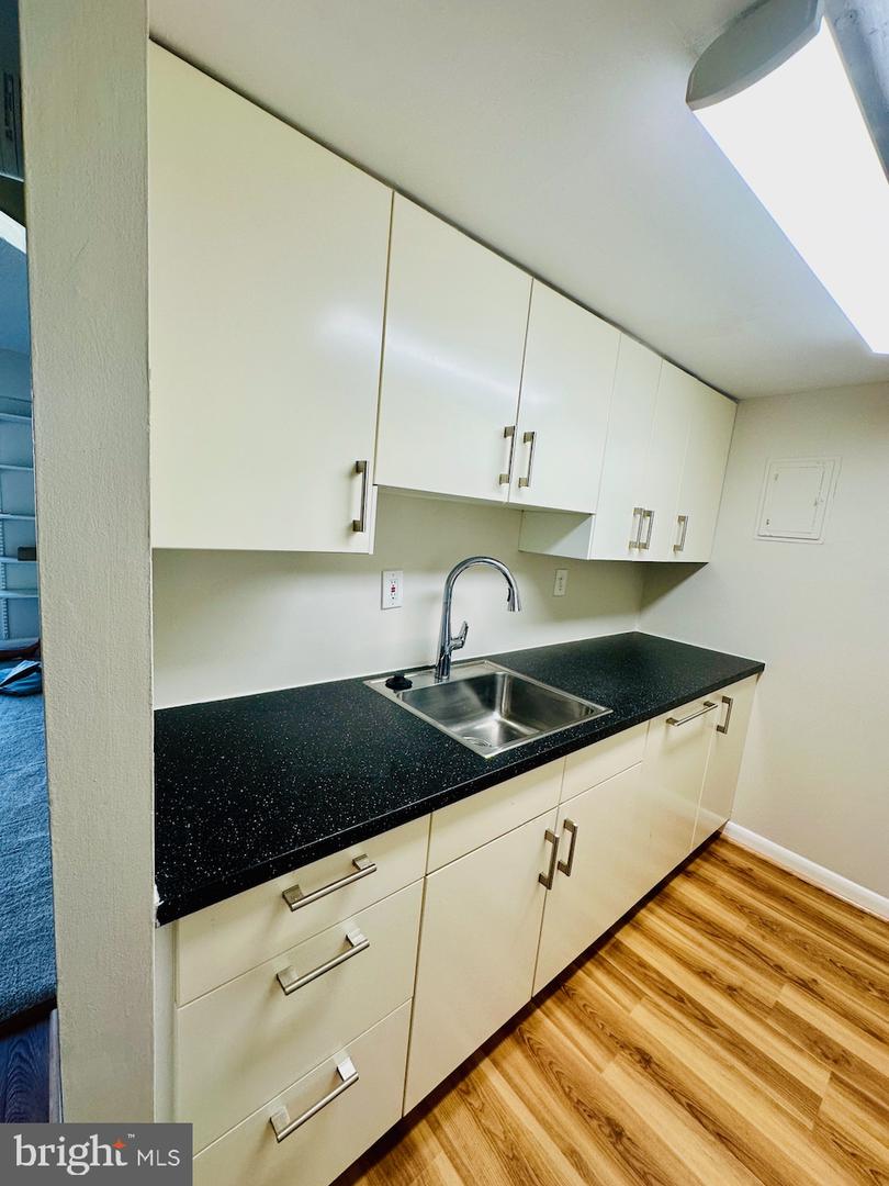 1300 ARMY NAVY DR #1010, ARLINGTON, Virginia 22202, 1 Bedroom Bedrooms, ,1 BathroomBathrooms,Residential,For sale,1300 ARMY NAVY DR #1010,VAAR2057942 MLS # VAAR2057942