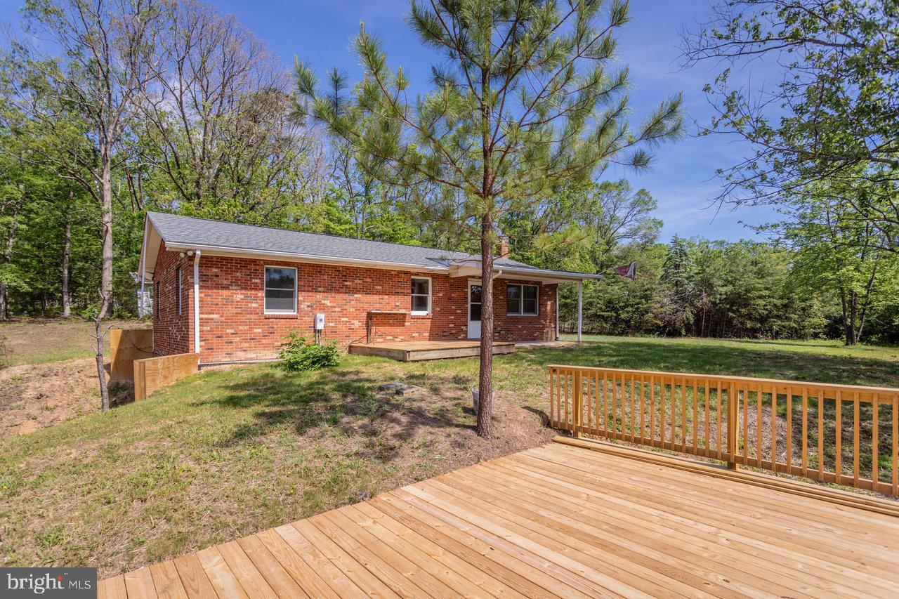 128 WALTER LN, FORT VALLEY, Virginia 22652, 4 Bedrooms Bedrooms, ,2 BathroomsBathrooms,Residential,For sale,128 WALTER LN,VASH2011478 MLS # VASH2011478