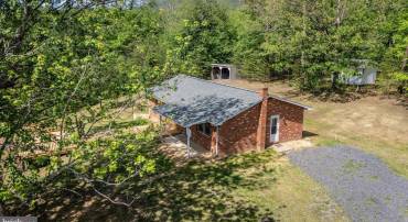 128 WALTER LN, FORT VALLEY, Virginia 22652, 4 Bedrooms Bedrooms, ,2 BathroomsBathrooms,Residential,For sale,128 WALTER LN,VASH2011478 MLS # VASH2011478