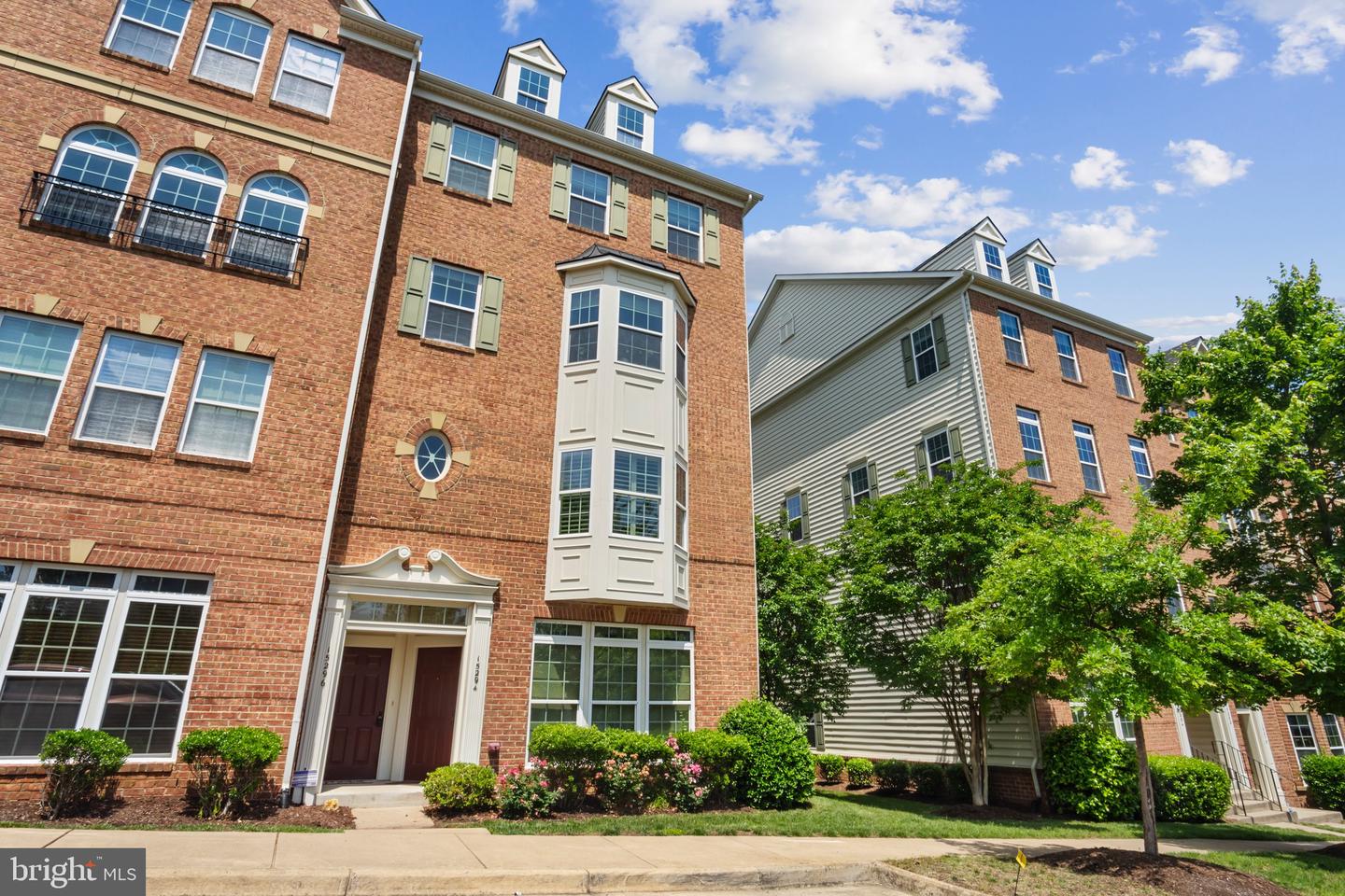 15296 REGENTS PARK DR, WOODBRIDGE, Virginia 22191, 3 Bedrooms Bedrooms, ,2 BathroomsBathrooms,Residential,For sale,15296 REGENTS PARK DR,VAPW2094926 MLS # VAPW2094926