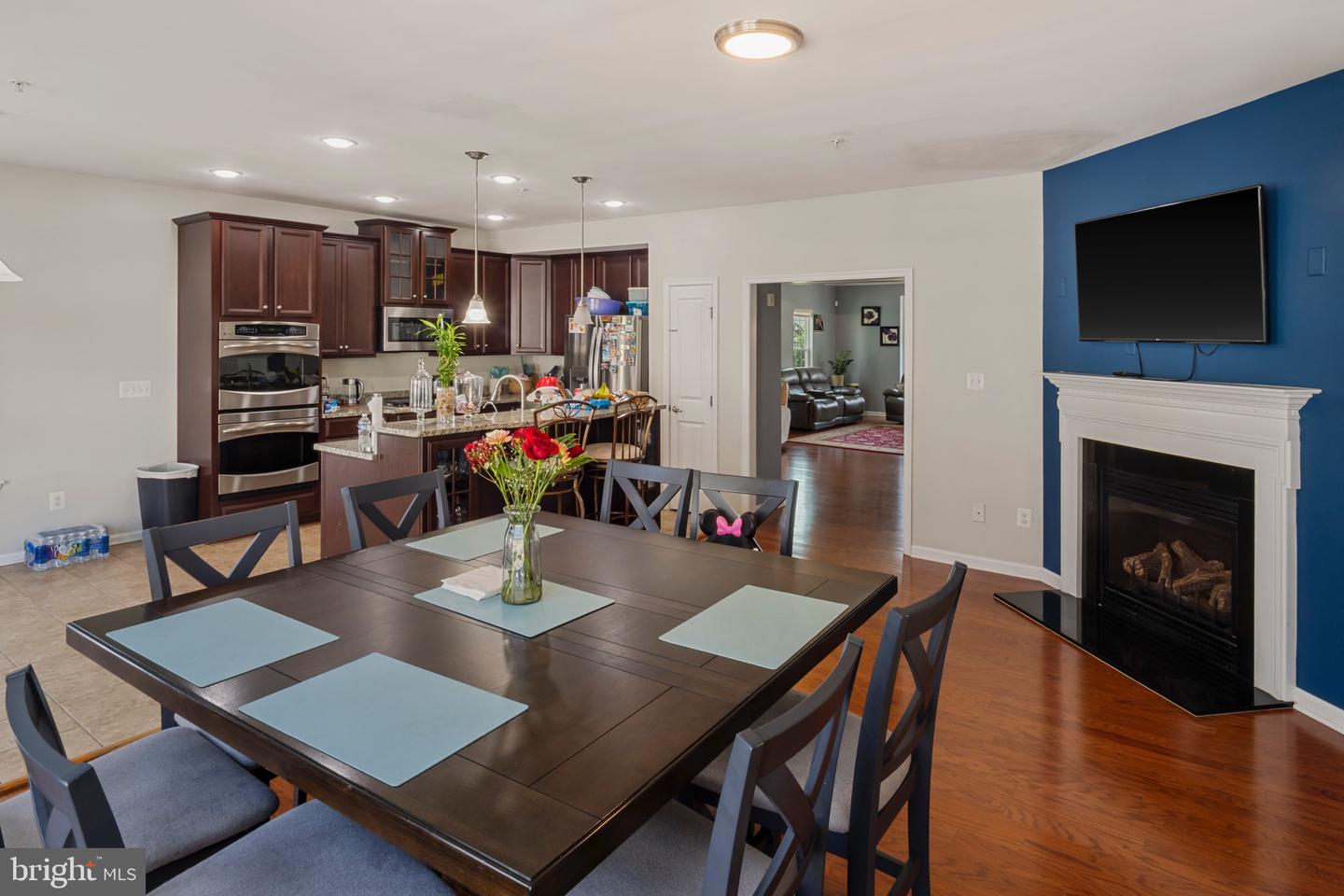 15296 REGENTS PARK DR, WOODBRIDGE, Virginia 22191, 3 Bedrooms Bedrooms, ,2 BathroomsBathrooms,Residential,For sale,15296 REGENTS PARK DR,VAPW2094926 MLS # VAPW2094926