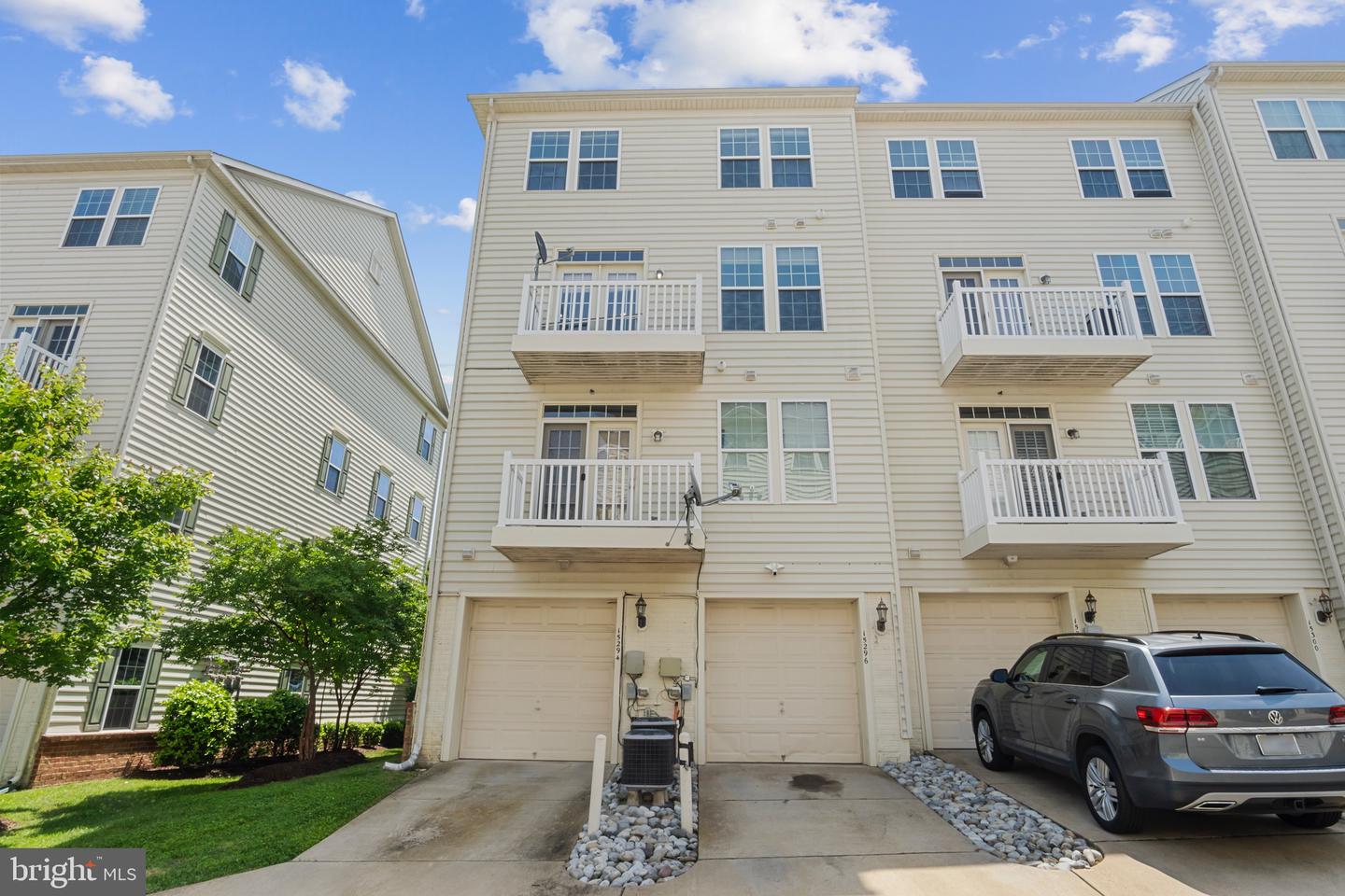 15296 REGENTS PARK DR, WOODBRIDGE, Virginia 22191, 3 Bedrooms Bedrooms, ,2 BathroomsBathrooms,Residential,For sale,15296 REGENTS PARK DR,VAPW2094926 MLS # VAPW2094926
